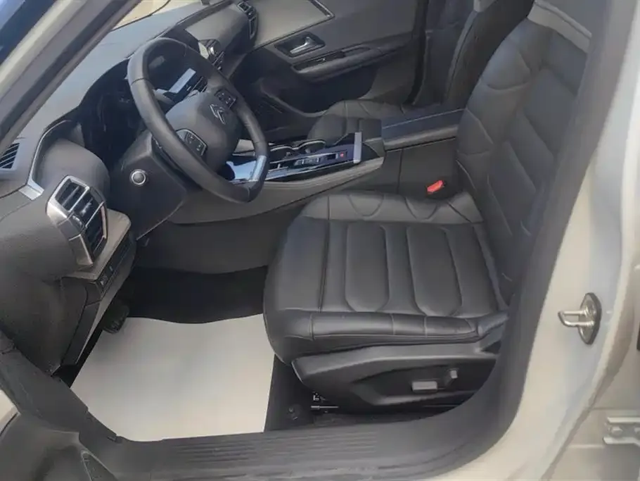 Citroen C5 X 2022 из CN, фото 4