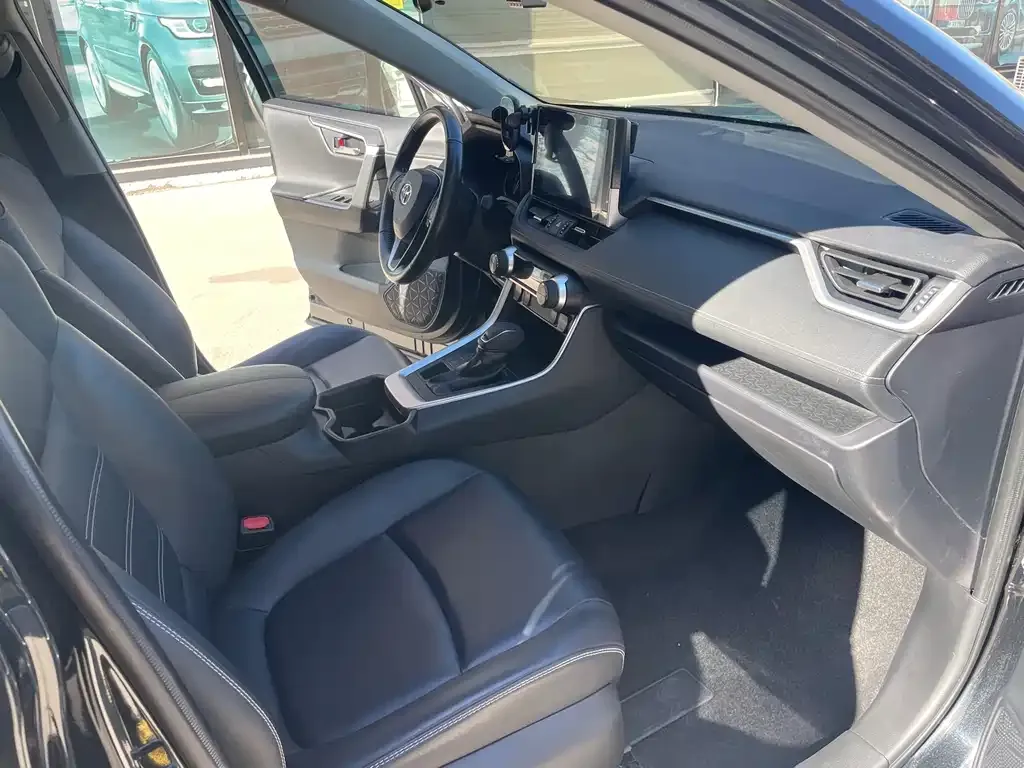 Toyota RAV4 2021 из CN, фото 7