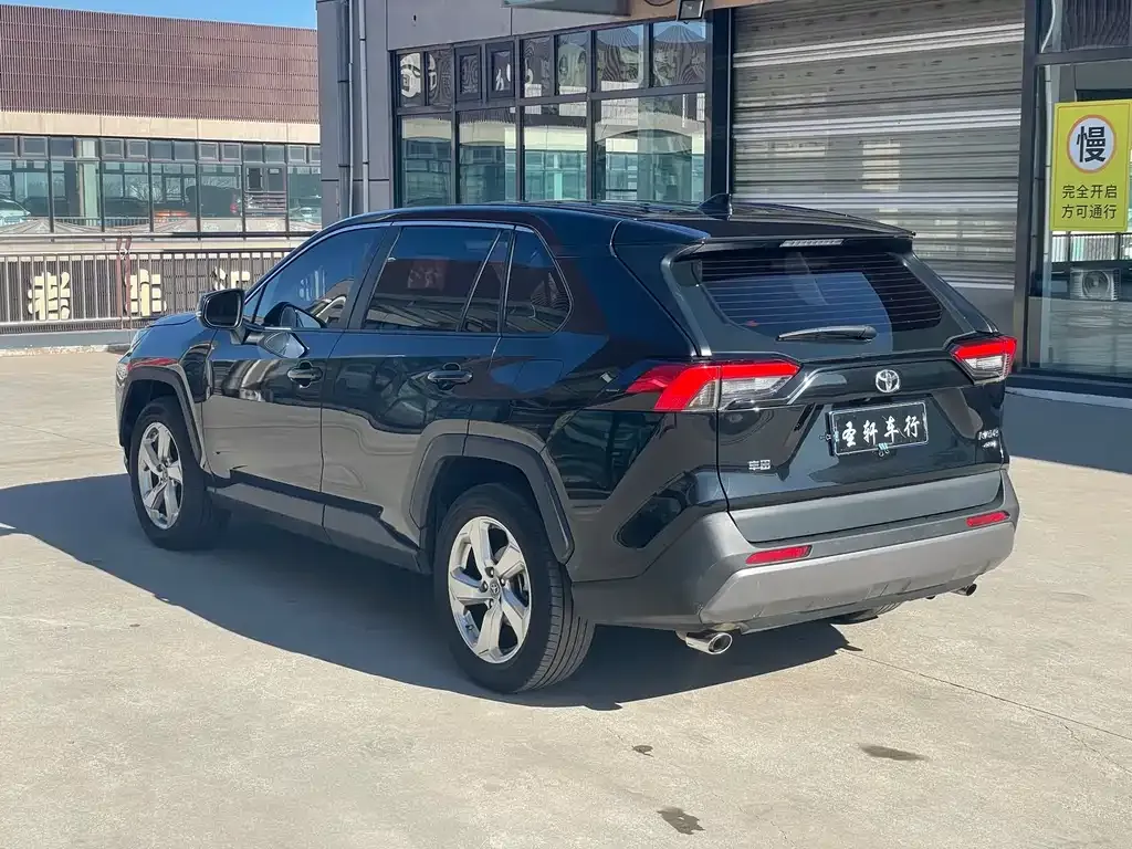Toyota RAV4 2021 из CN, фото 9