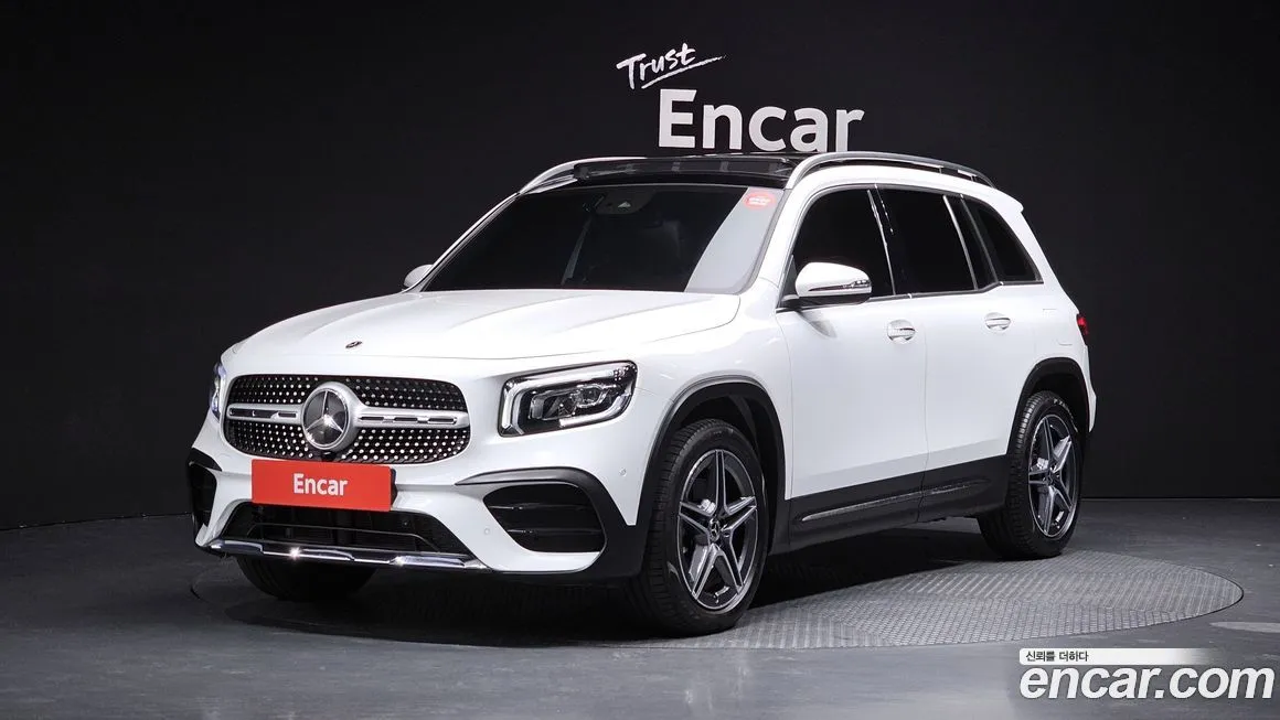 Mercedes-Benz GLB-Class — фото 1