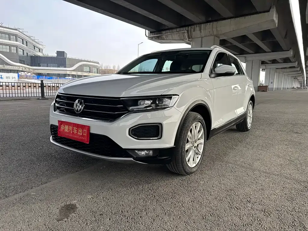 Volkswagen T-Roc 2023 из CN, фото 1