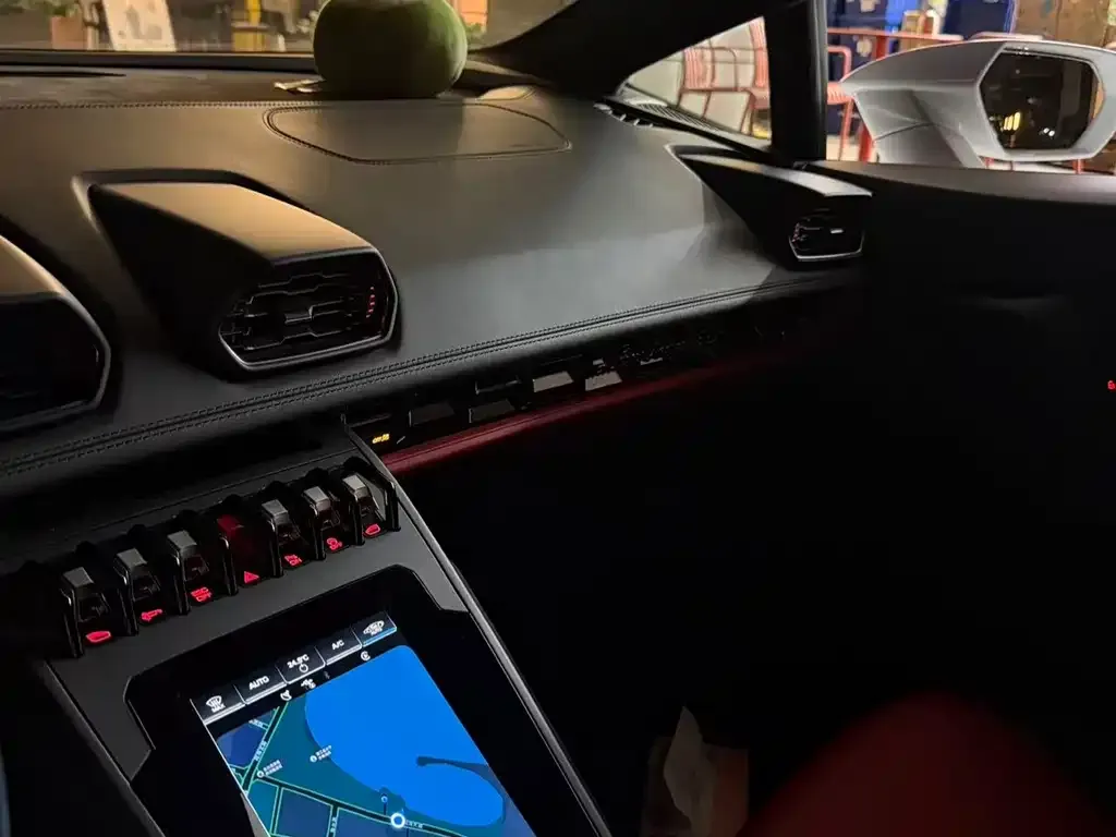Lamborghini Huracan 2021 из CN, фото 3