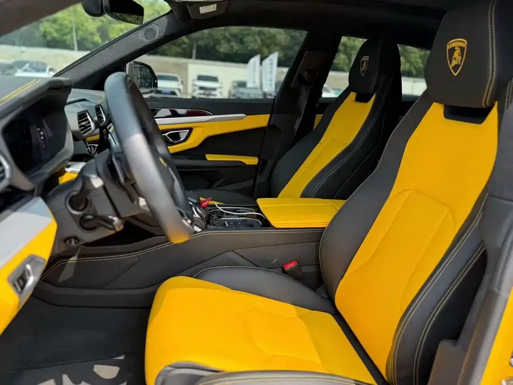 Lamborghini Urus 2022 из CN, фото 3