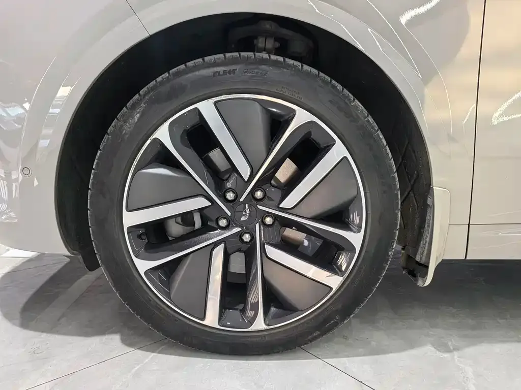 Li Auto L6 2024 из CN, фото 8