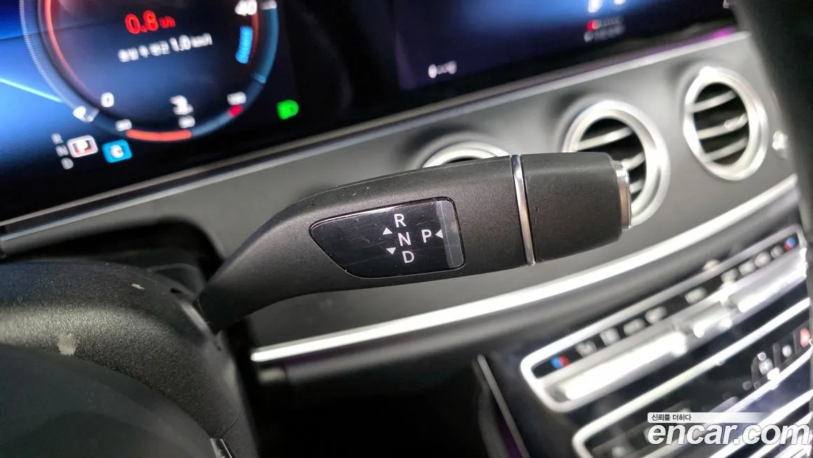 Mercedes-Benz E-Class 2022 из KR, фото 10