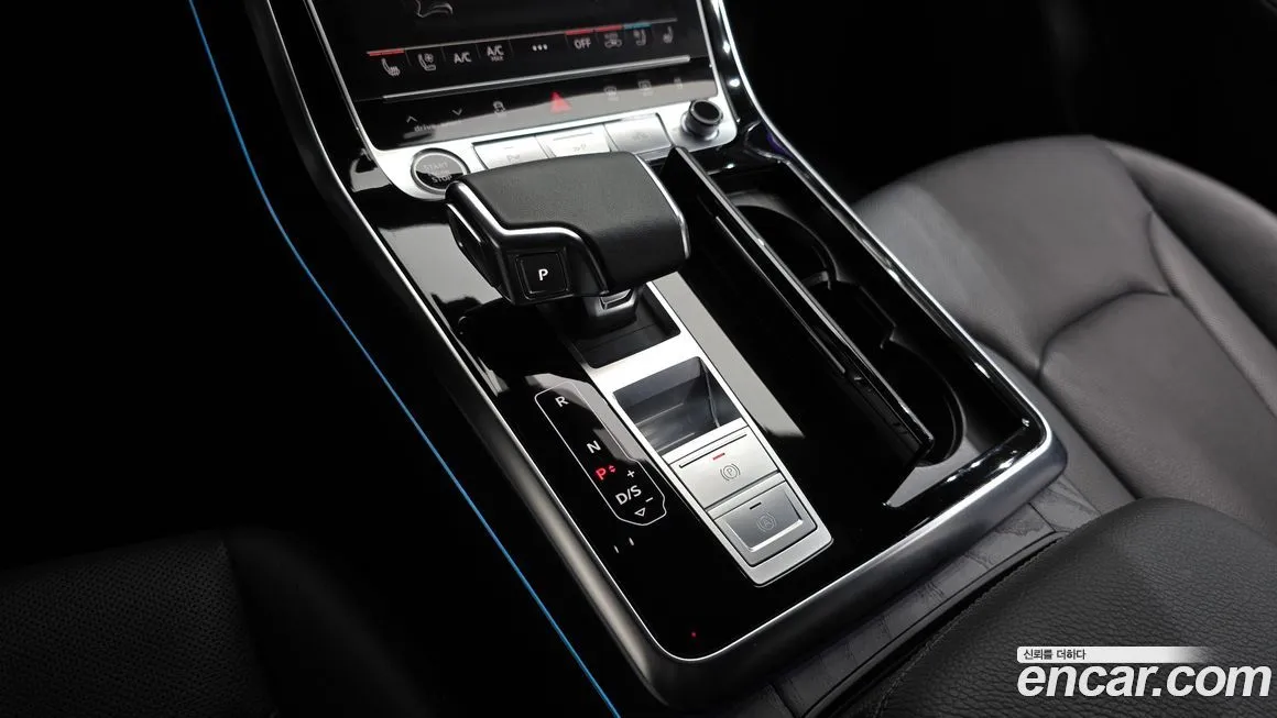 Audi Q8 2023 из KR, фото 5