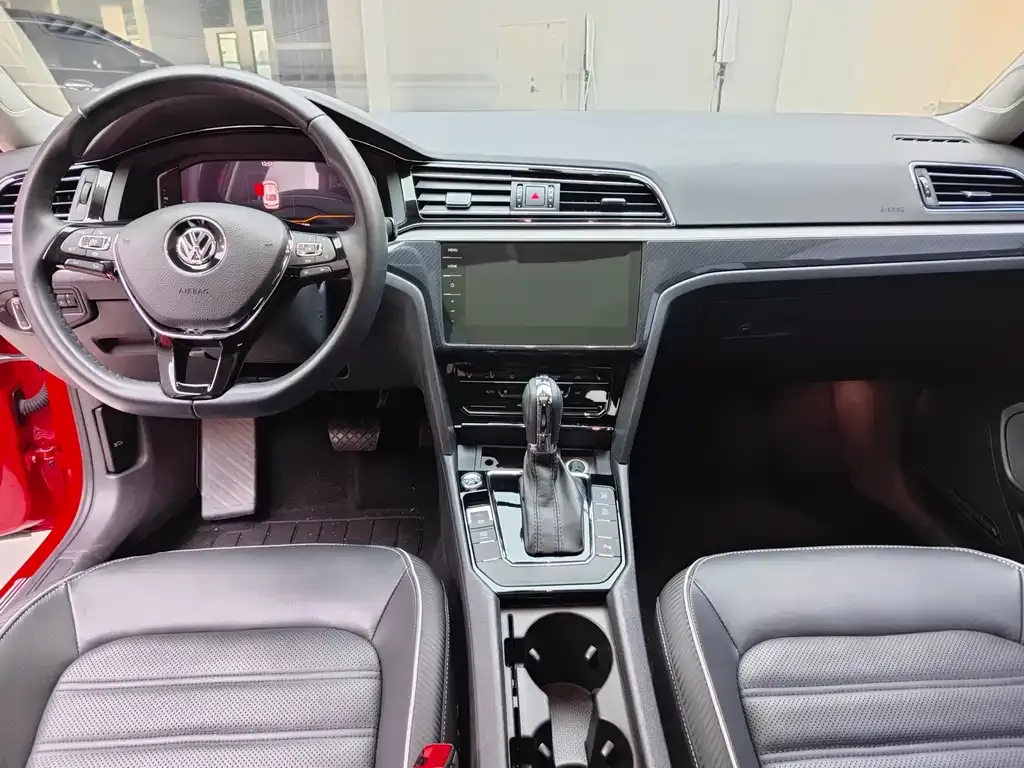 Volkswagen Lamando 2021 из CN, фото 6