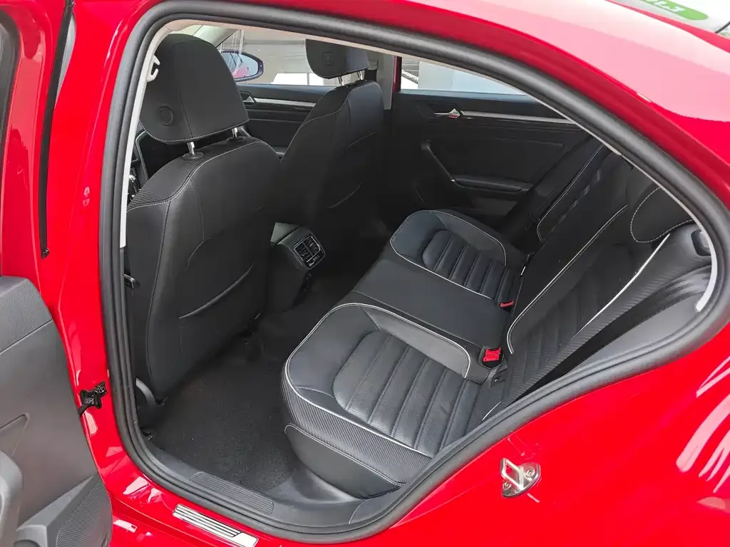 Volkswagen Lamando 2021 из CN, фото 10
