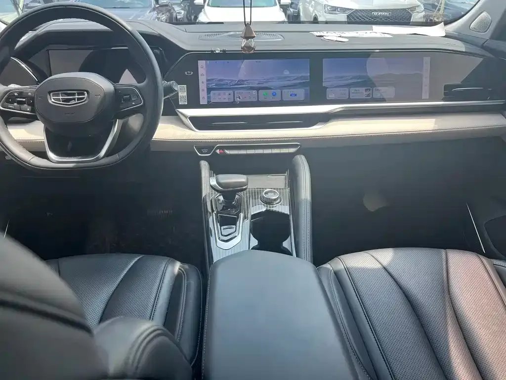 Geely Xingyue L 2024 из CN, фото 4