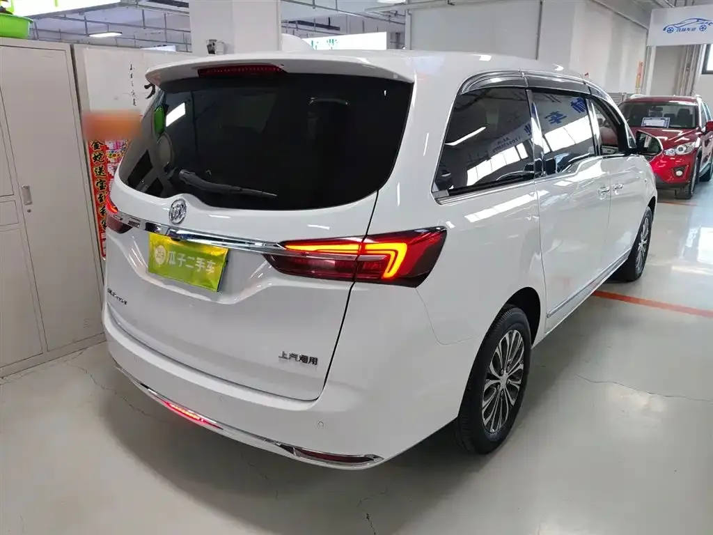 Buick GL8 2022 из CN, фото 5