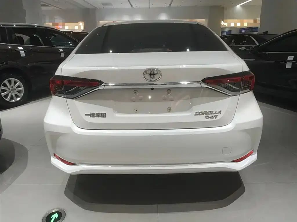 Toyota Corolla 2025 из CN, фото 3