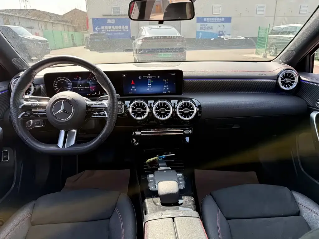 Mercedes-Benz A-Class 2024 из CN, фото 9