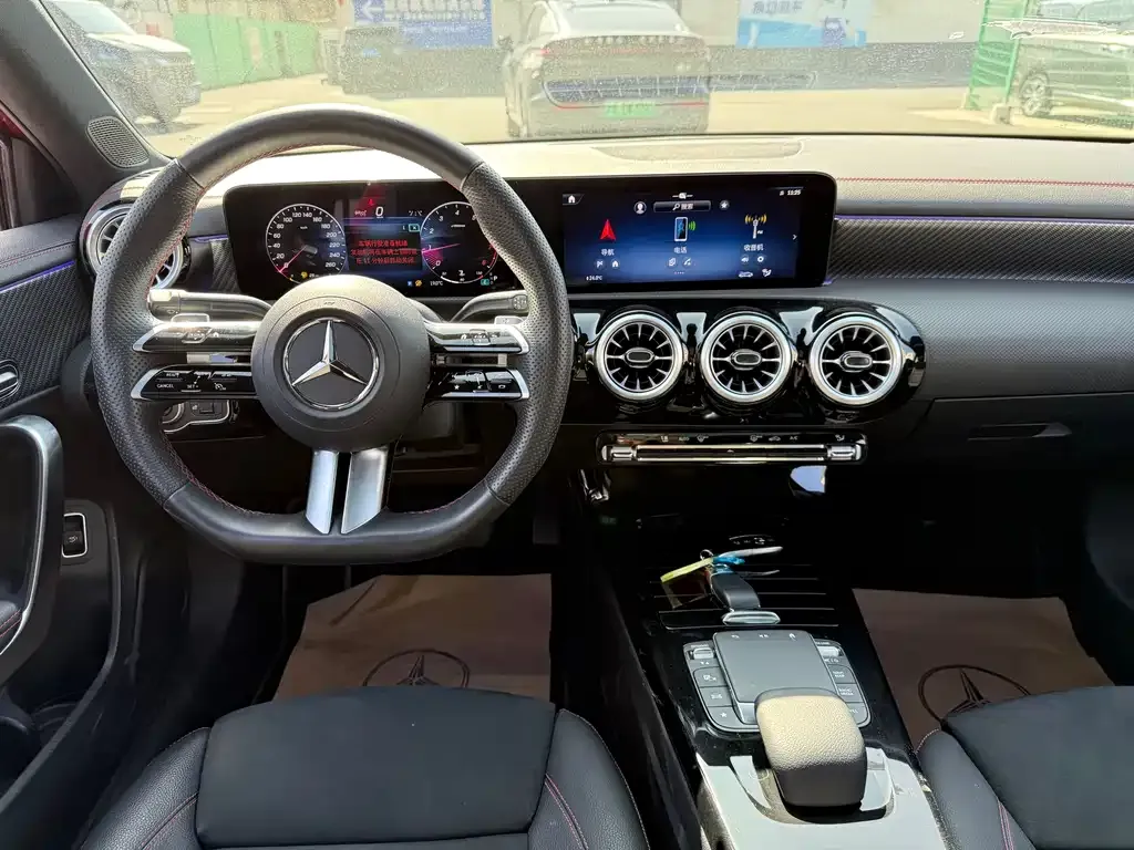 Mercedes-Benz A-Class 2024 из CN, фото 2