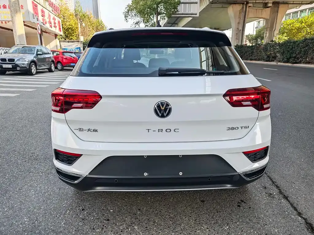 Volkswagen T-Roc 2023 из CN, фото 5