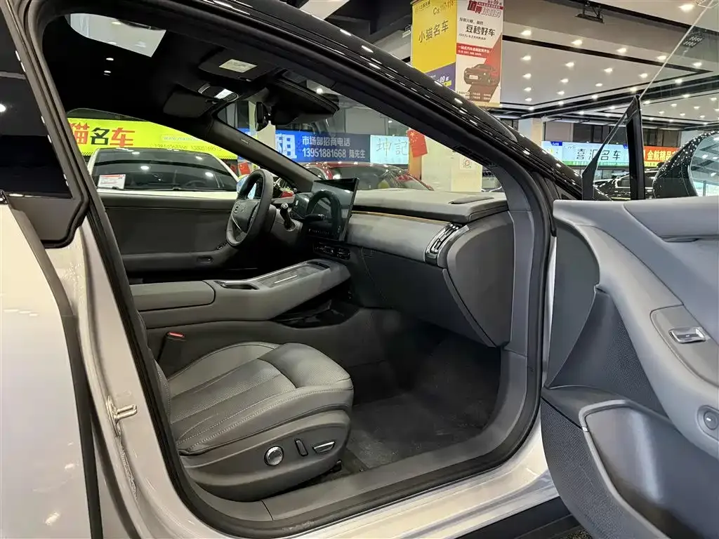 XPeng P7+ 2026 из CN, фото 6