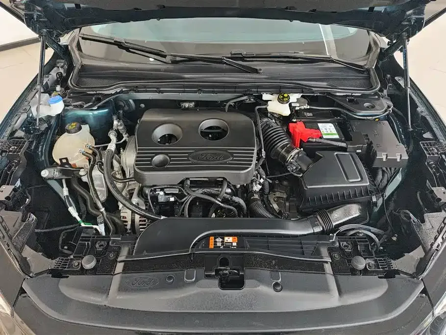 Ford Mondeo 2024 из CN, фото 5