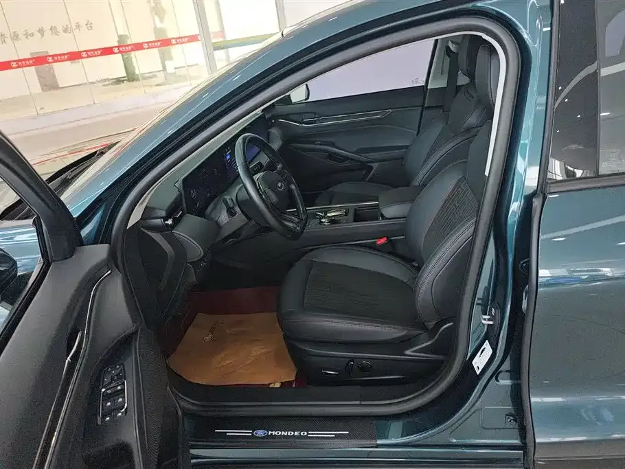 Ford Mondeo 2024 из CN, фото 7