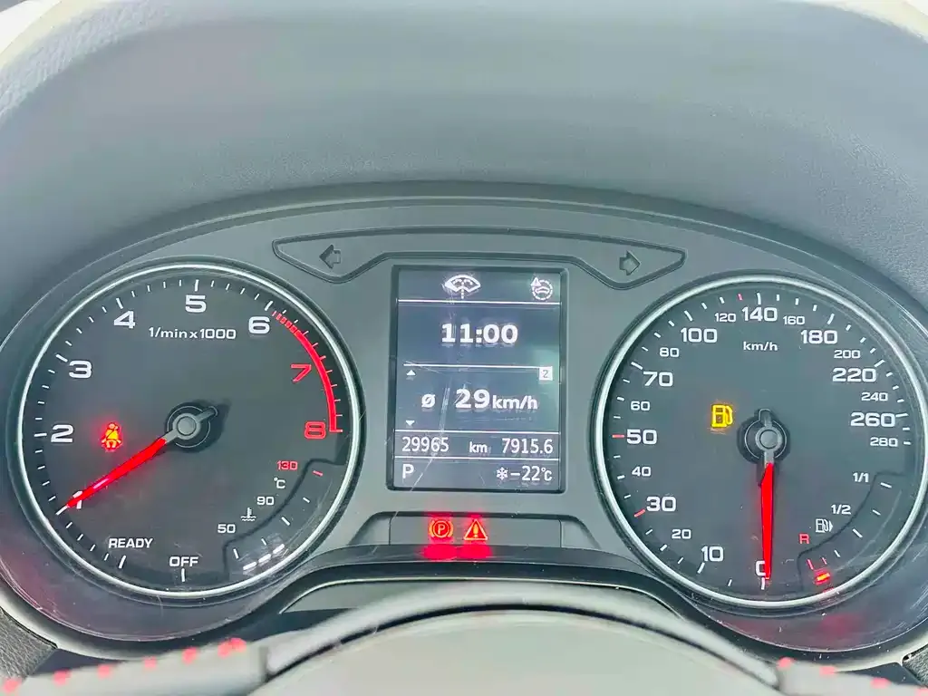Audi Q2L 2022 из CN, фото 4