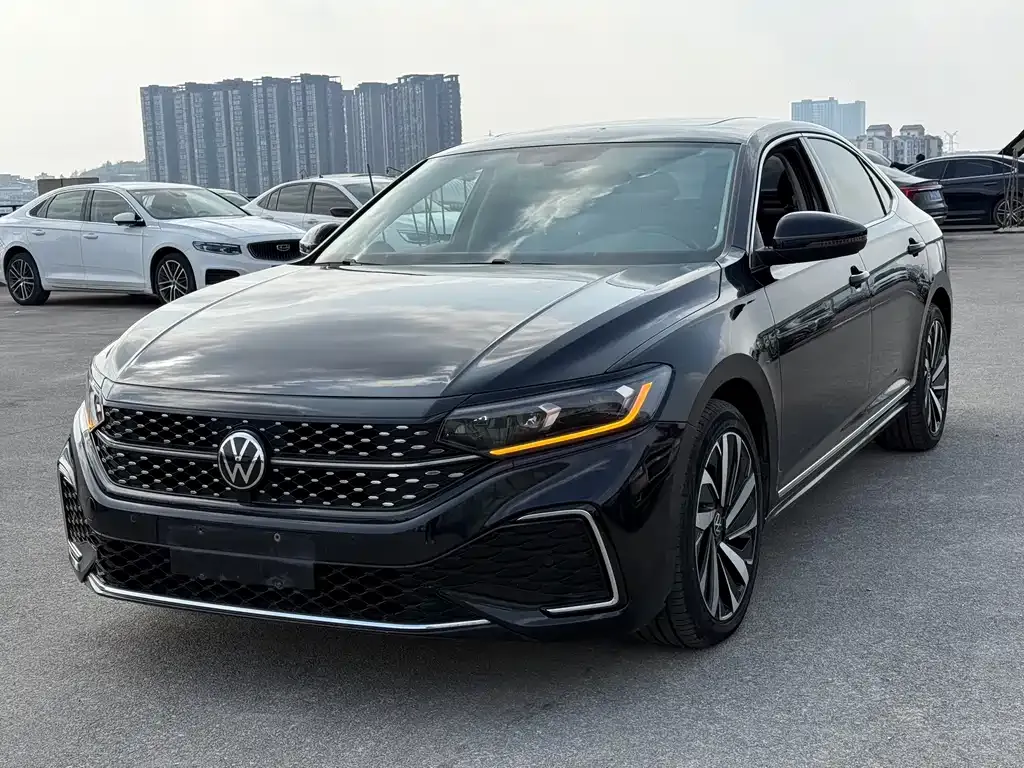 Volkswagen Passat 2021 из CN, фото 1