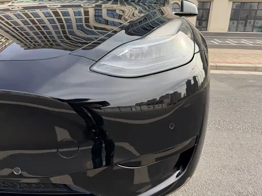 Tesla Model Y 2023 из CN, фото 8