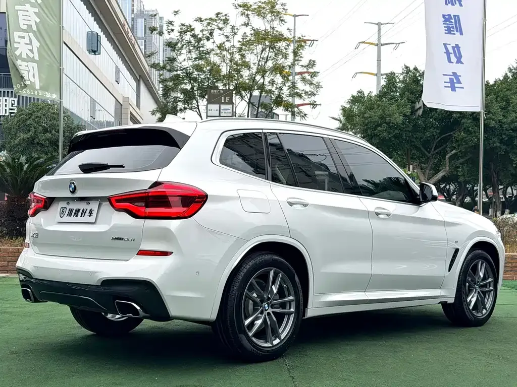 BMW X3 — фото 3