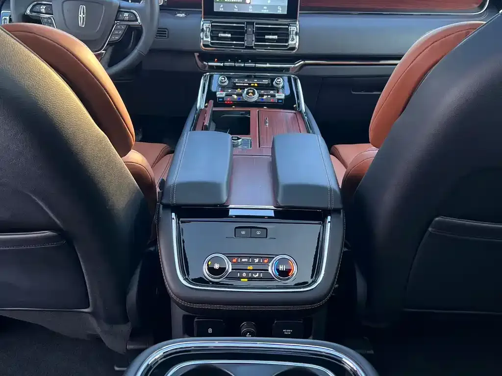 Lincoln Navigator 2022 из CN, фото 2