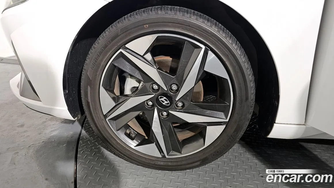 Hyundai AVANTE — фото 6