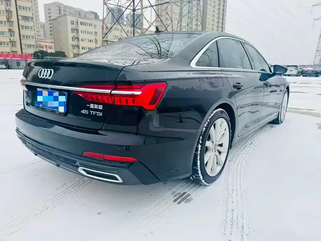 Audi A6L 2021 из CN, фото 4