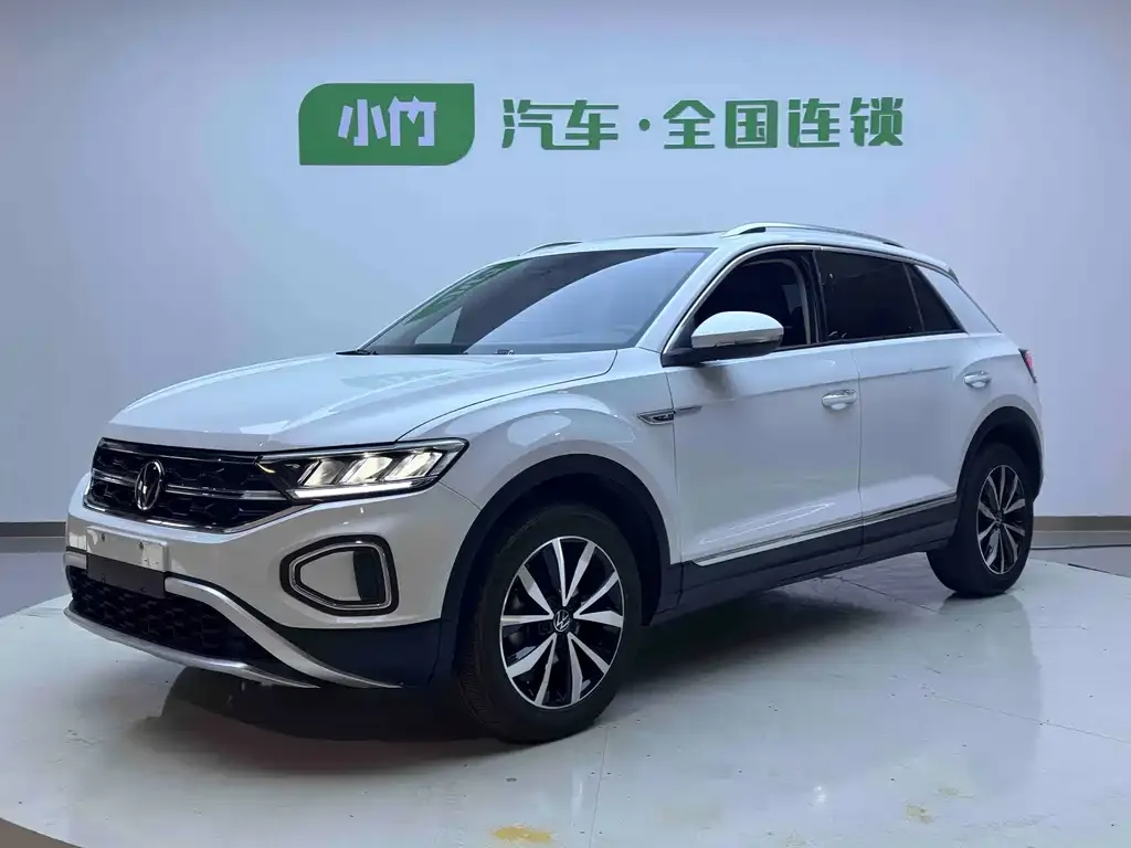 Volkswagen T-Roc 2023 из CN, фото 1