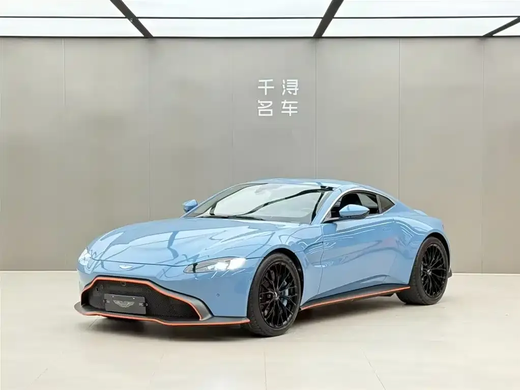 Aston Martin V8 Vantage