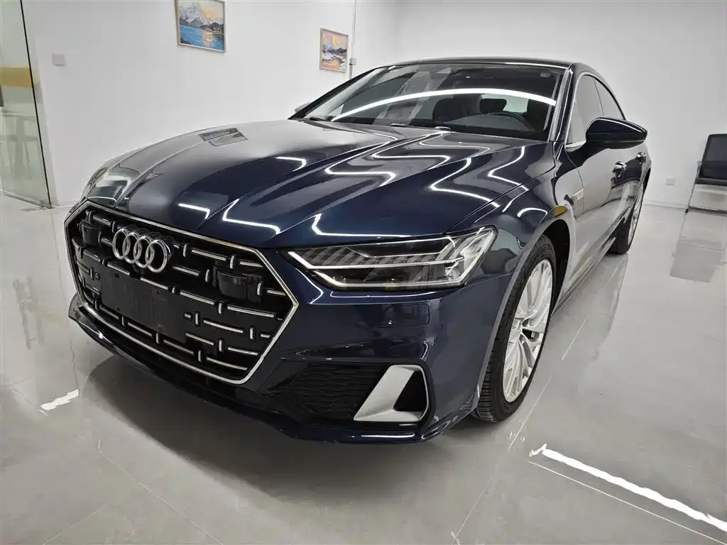 Audi A7L 2023 из CN, фото 1