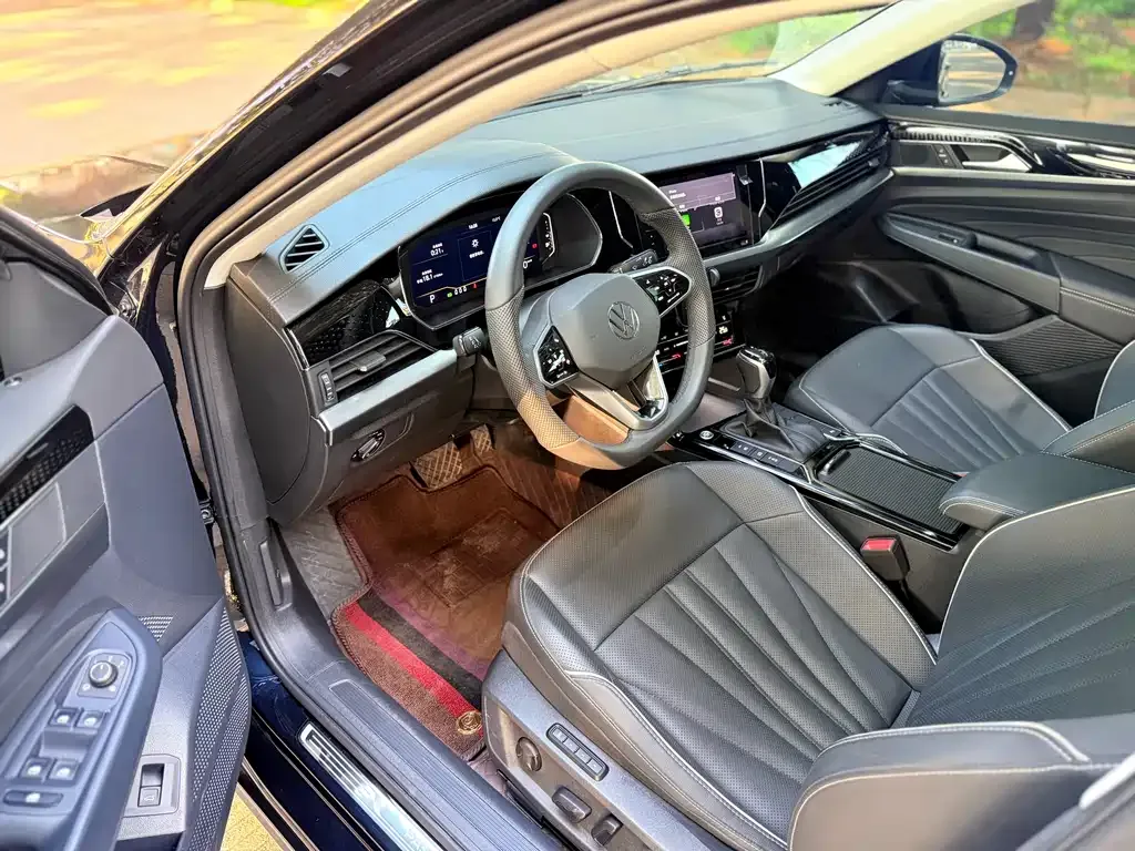 Volkswagen Passat 2024 из CN, фото 3