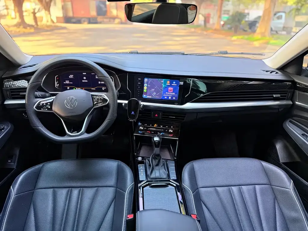 Volkswagen Passat 2024 из CN, фото 9