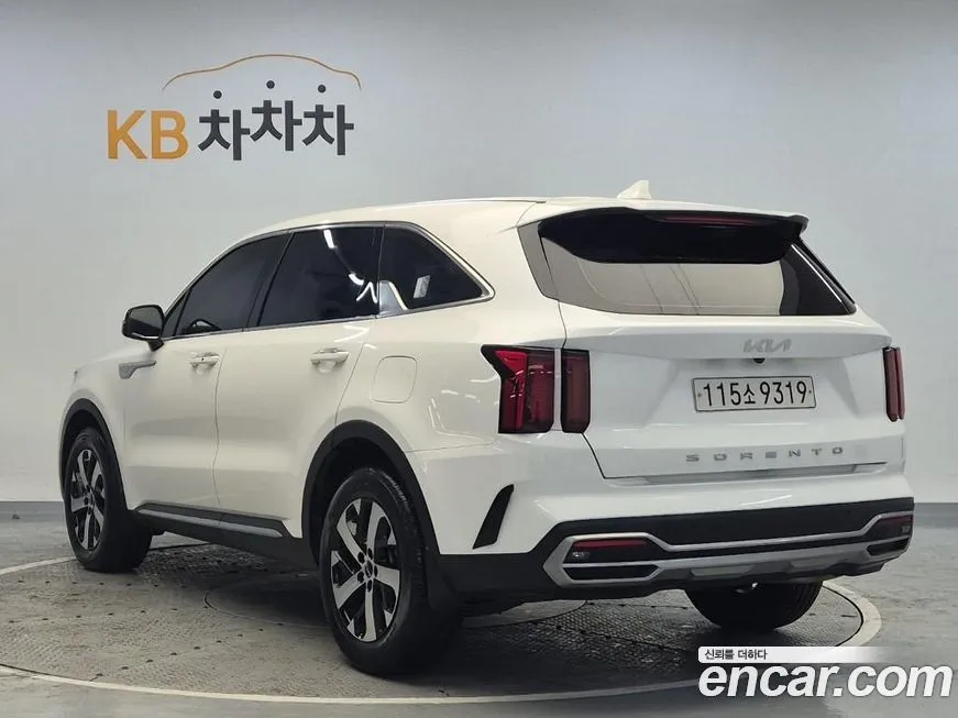 Kia Sorento — фото 9