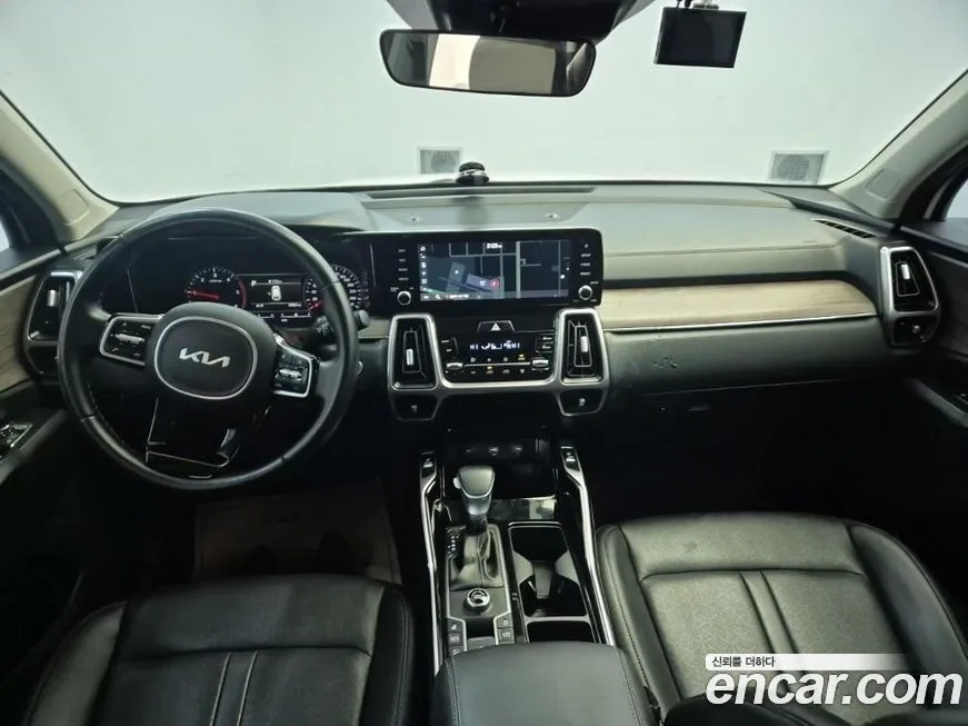 Kia Sorento — фото 3
