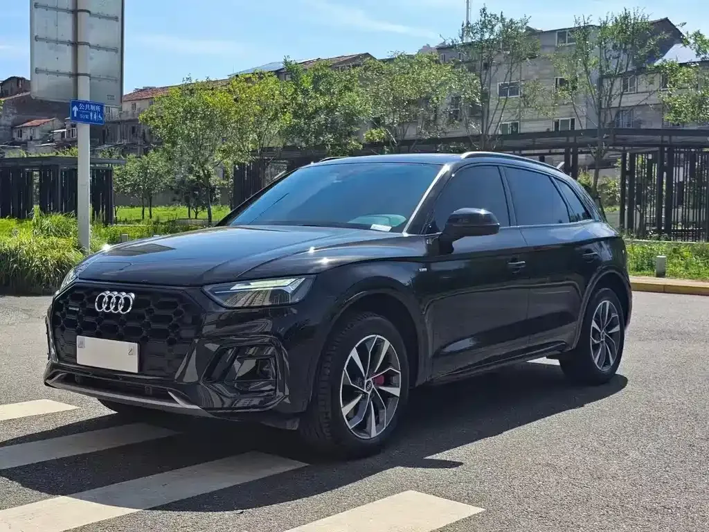 Audi Q5L 2024 из CN, фото 1