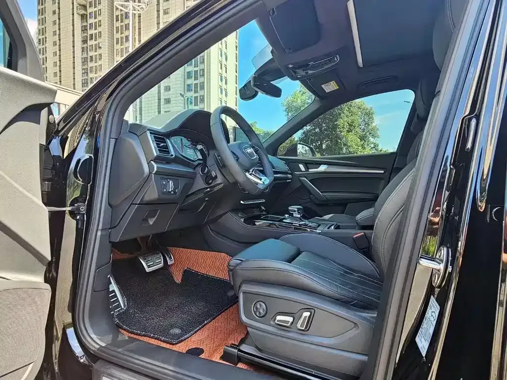 Audi Q5L 2024 из CN, фото 6