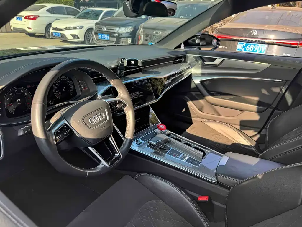 Audi A6L 2022 из CN, фото 4