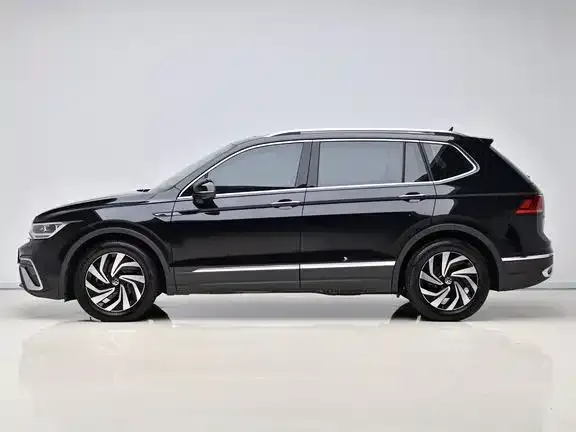 Volkswagen Tiguan L 2023 из CN, фото 4