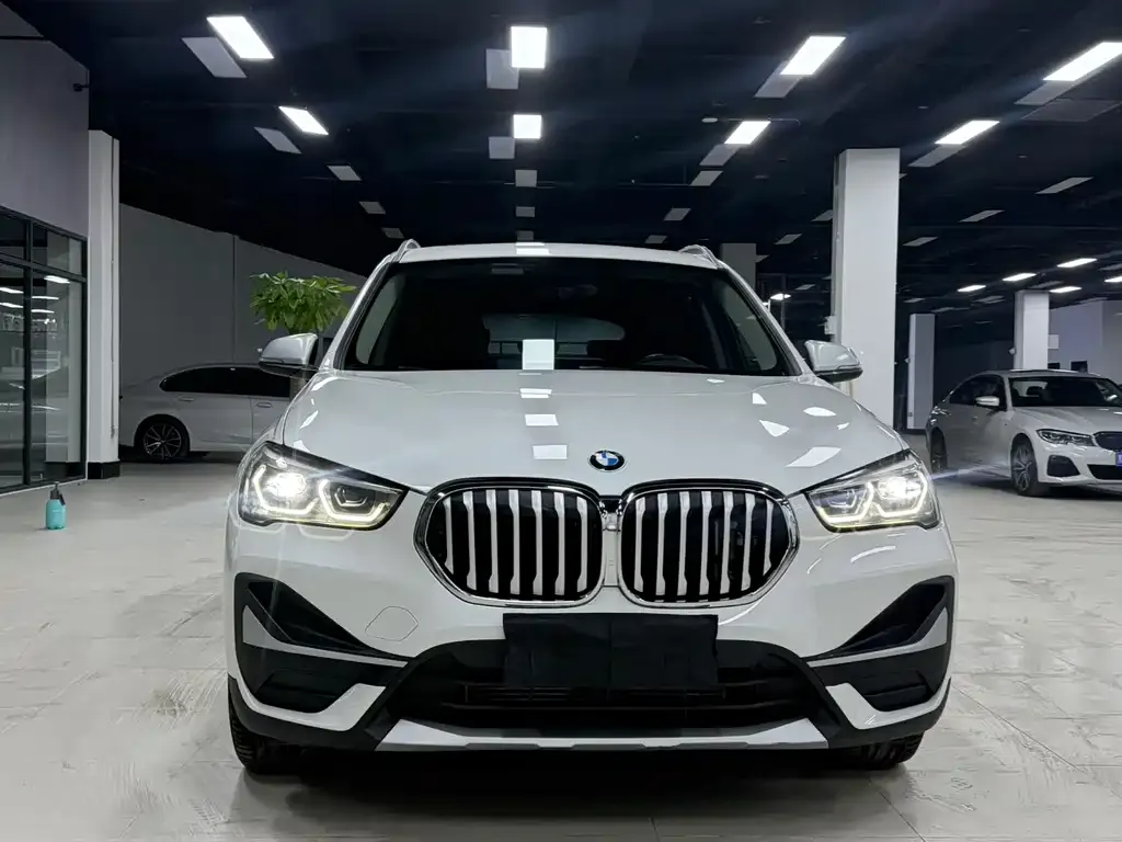 BMW X1 2022 из CN, фото 2