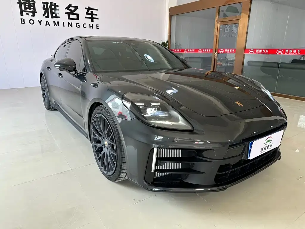Porsche Panamera 2025 из CN, фото 2