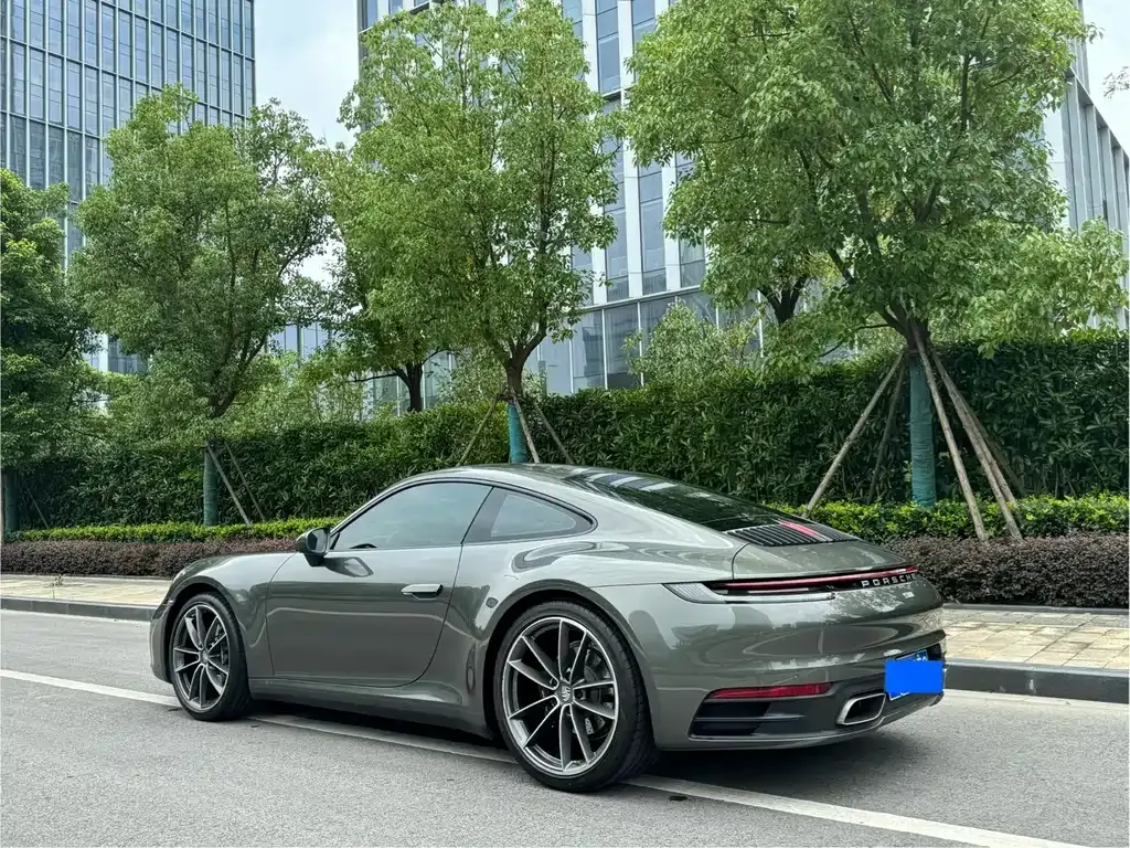Porsche 911 2023 из CN, фото 3
