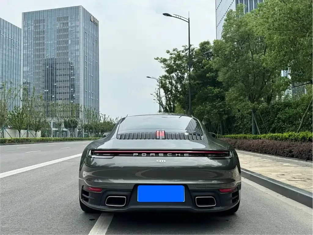 Porsche 911 2023 из CN, фото 2