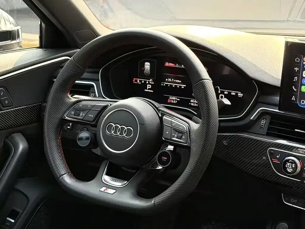 Audi A4L 2021 из CN, фото 5