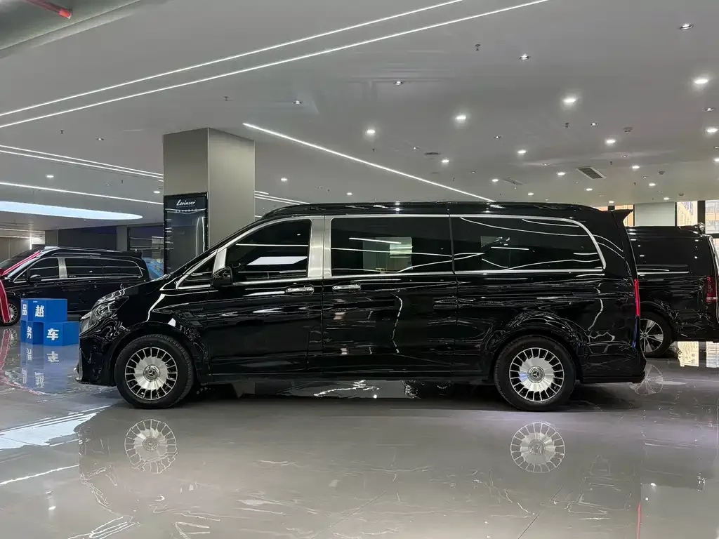 Mercedes-Benz Vito — фото 10