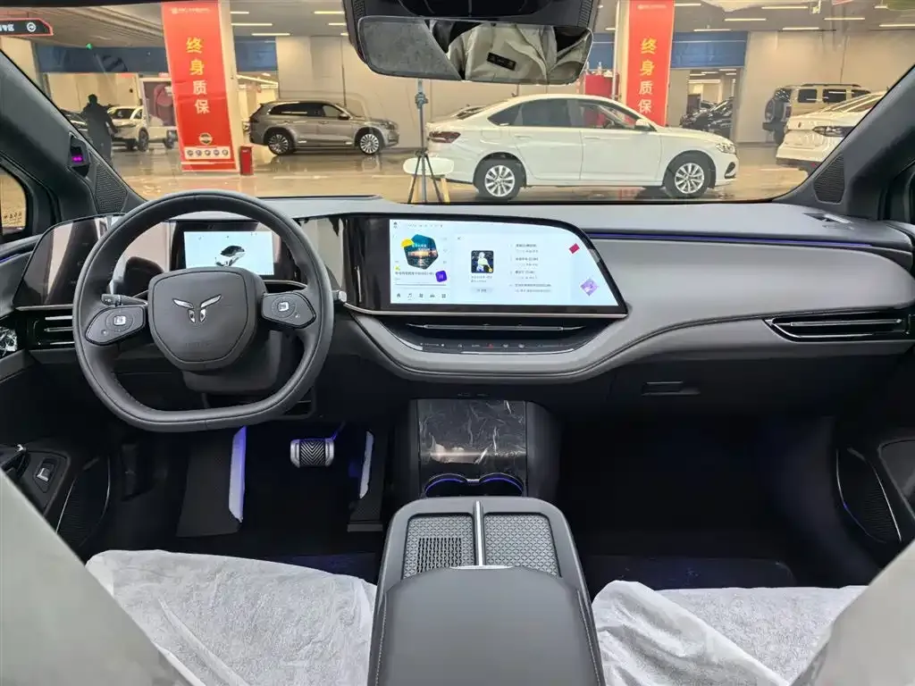 Hongqi EH7 2025 из CN, фото 9