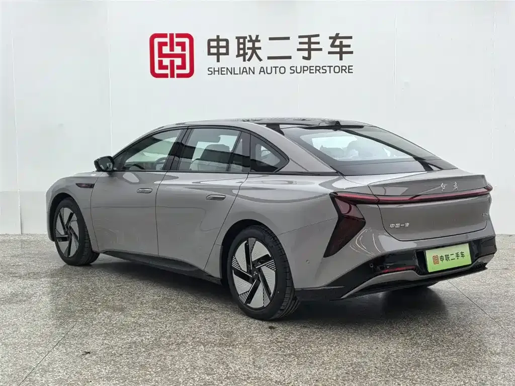 Hongqi EH7 2025 из CN, фото 5