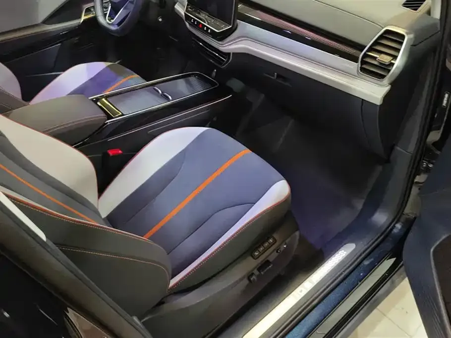 Volkswagen ID.6 Crozz 2024 из CN, фото 7