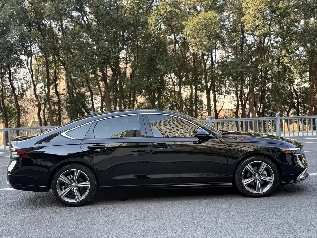 Honda Accord 2024 из CN, фото 10