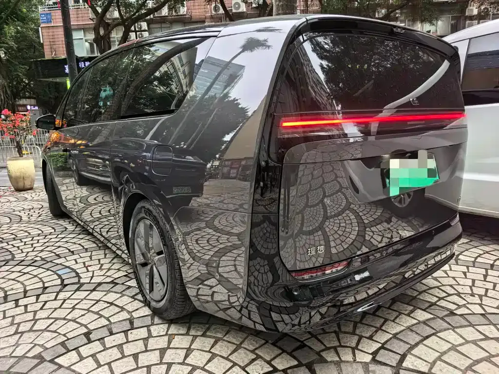 Li Auto MEGA 2024 из CN, фото 4